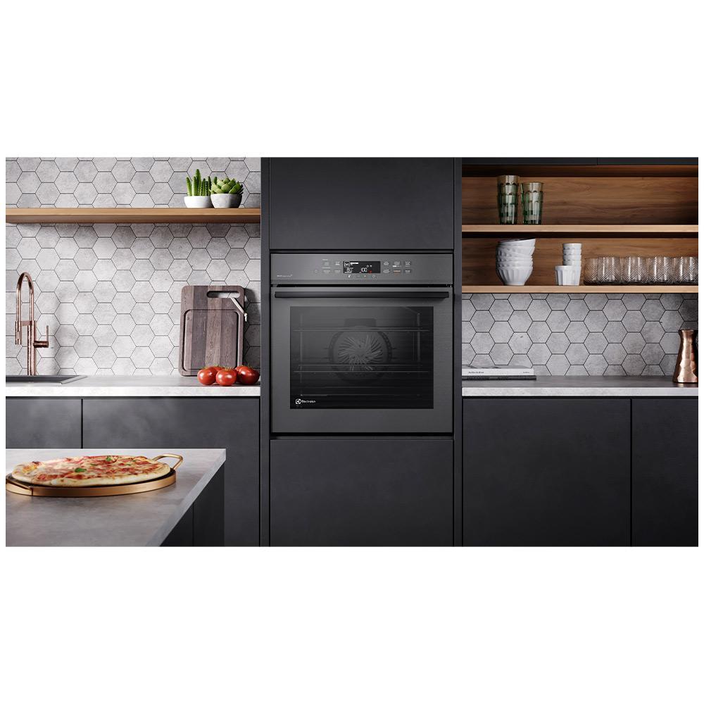 Forno Elétrico Embutir Electrolux Expert  80 Litros de Capacidade, Grill e Painel Touch Cinza Metalizado - OE8EW